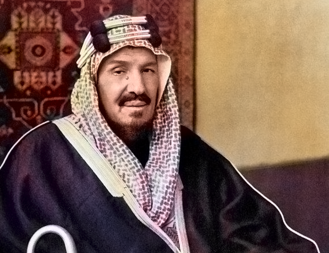 قضى الملك عبد العزيز في توحيد المملكة