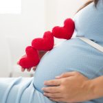 هل الحامل تجيها الدورة الأسباب والتشخيص والعلاج