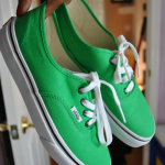 تفسير حلم لبس حذاء أخضر في المنام