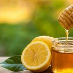 فوائد الماء الدافئ والليمون والعسل على الريق