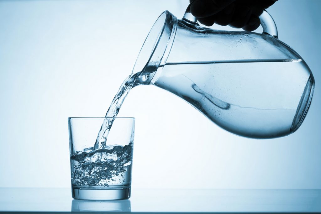 يحتوي الماء العذب على كمية قليلة من الأملاح