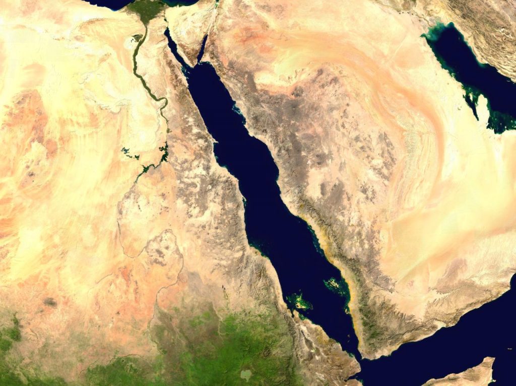 تمتد سهول تهامة على الخليج العربي