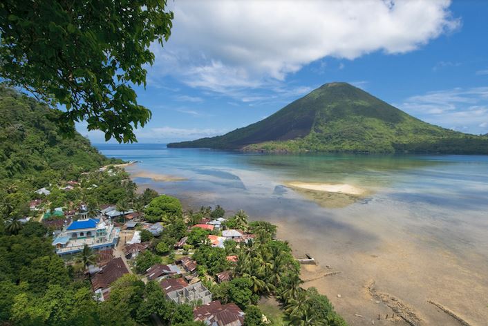 عدد الجزر في اندونيسيا كم عدد الجزر في اندونيسيا كم