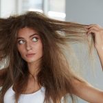 كيفية علاج الشعر بعد سحب الصبغة