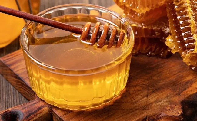 تذوق العسل في المنام